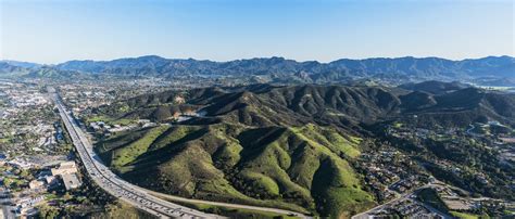 Thousand Oaks .
